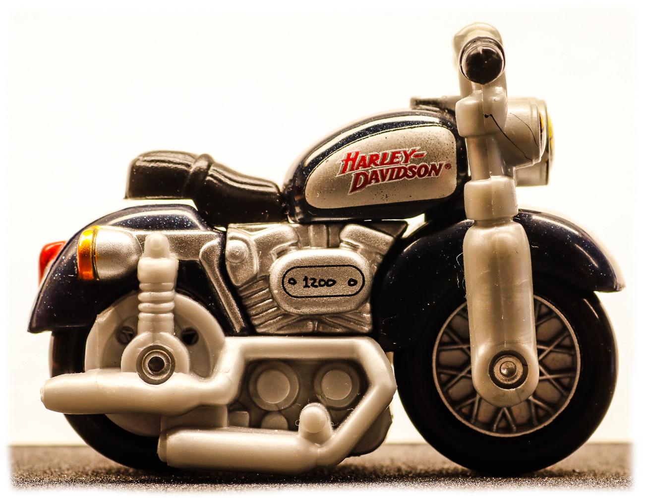Maisto Cycle Town Harley 1200 Sportster