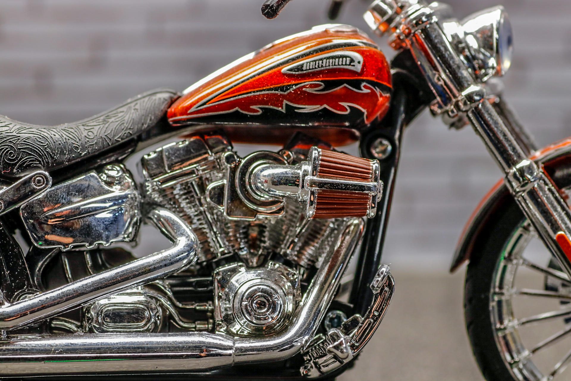 Maisto Harley Davidson CVO Breakout 2014