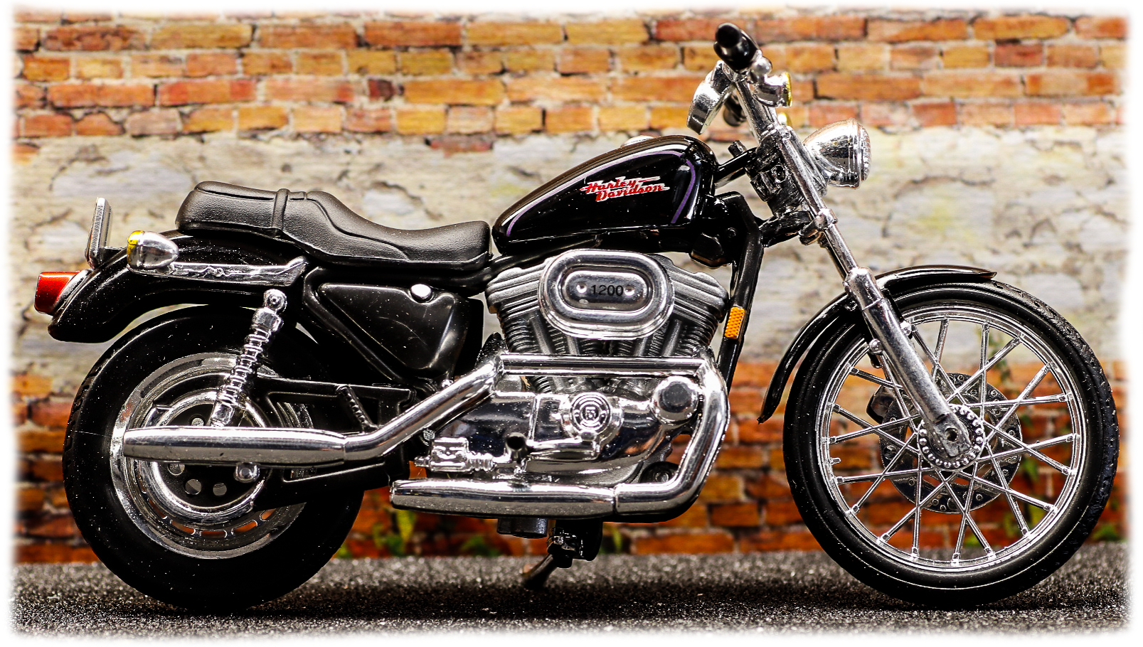 Maisto Harley Davidson XL1200C Sportster 2001