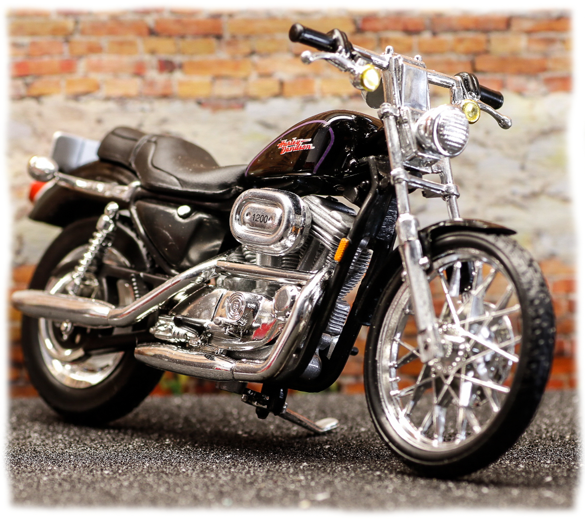 Maisto Harley Davidson XL1200C Sportster 2001